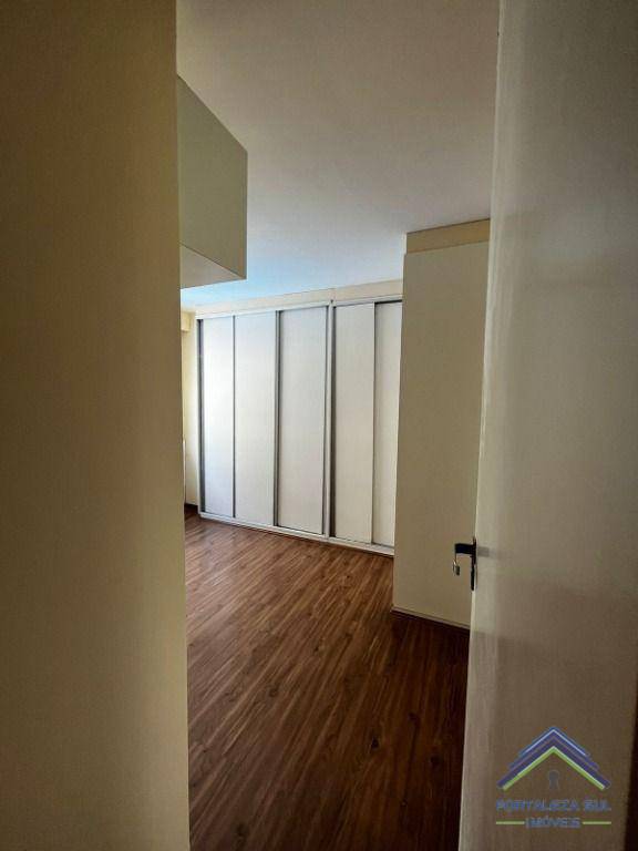 Apartamento à venda com 3 quartos, 70m² - Foto 15