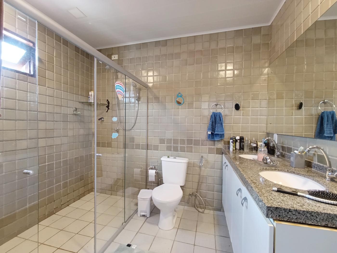 Casa à venda com 5 quartos, 350m² - Foto 15