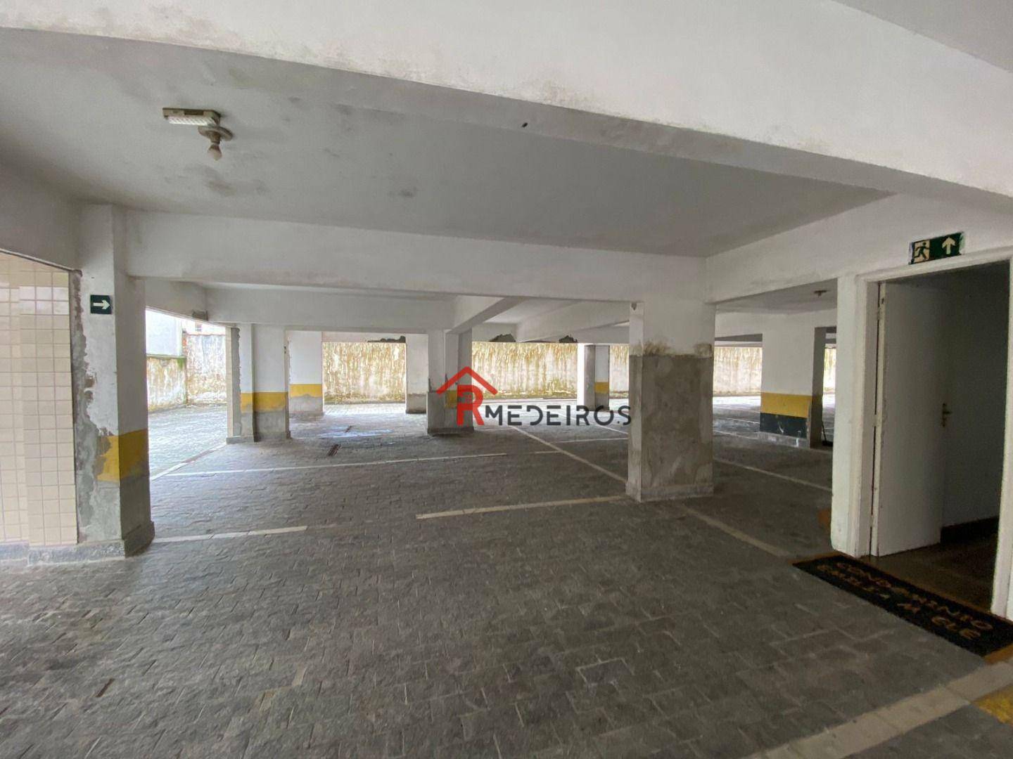 Apartamento à venda com 2 quartos, 82m² - Foto 22