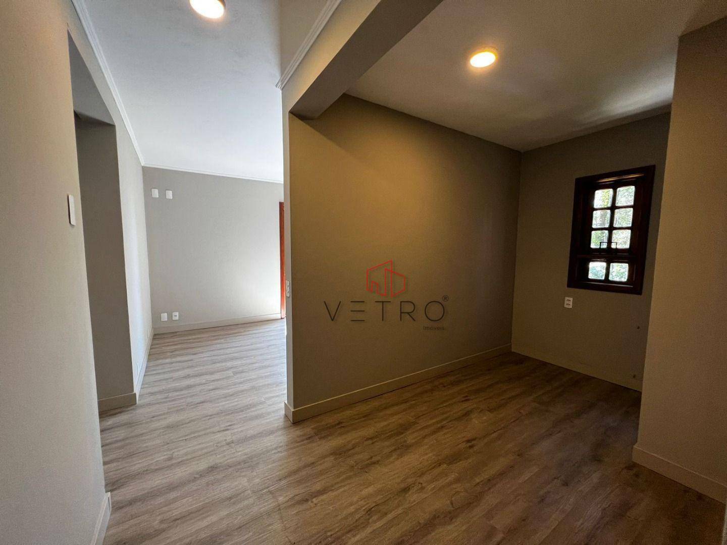 Casa à venda com 5 quartos, 550m² - Foto 11