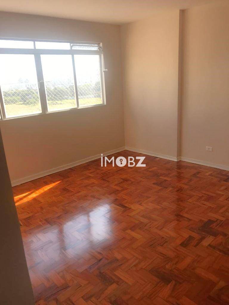 Apartamento à venda com 3 quartos, 75m² - Foto 1