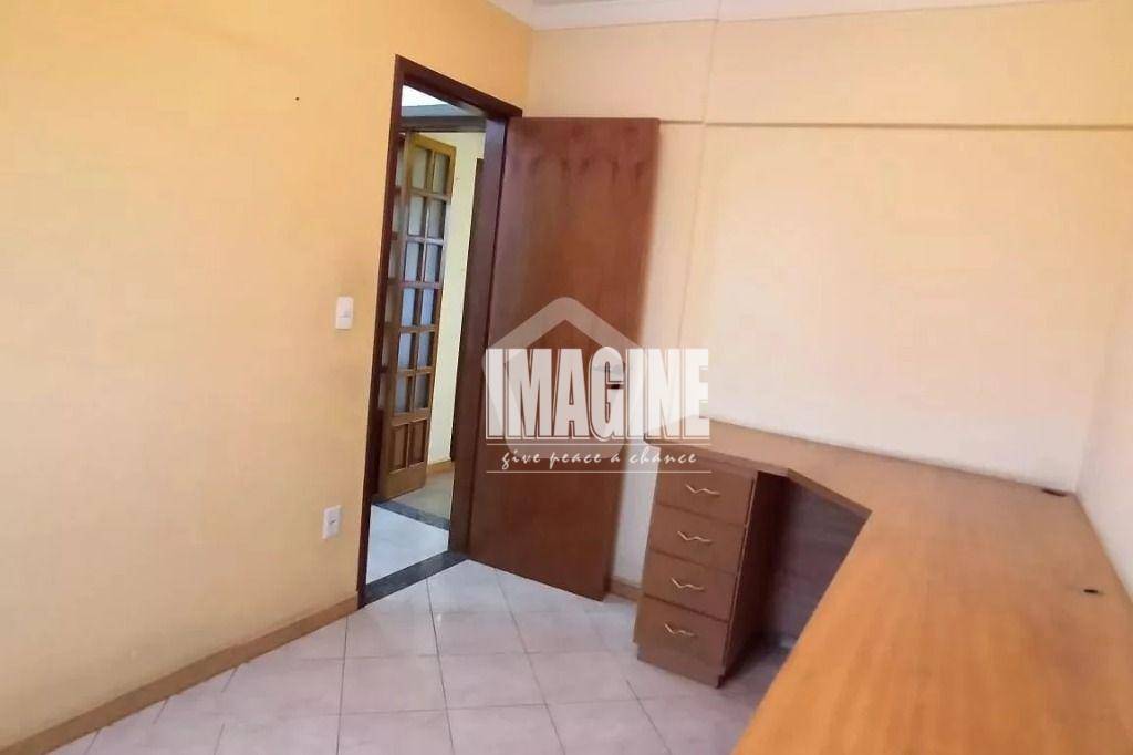 Apartamento à venda com 3 quartos, 77m² - Foto 13