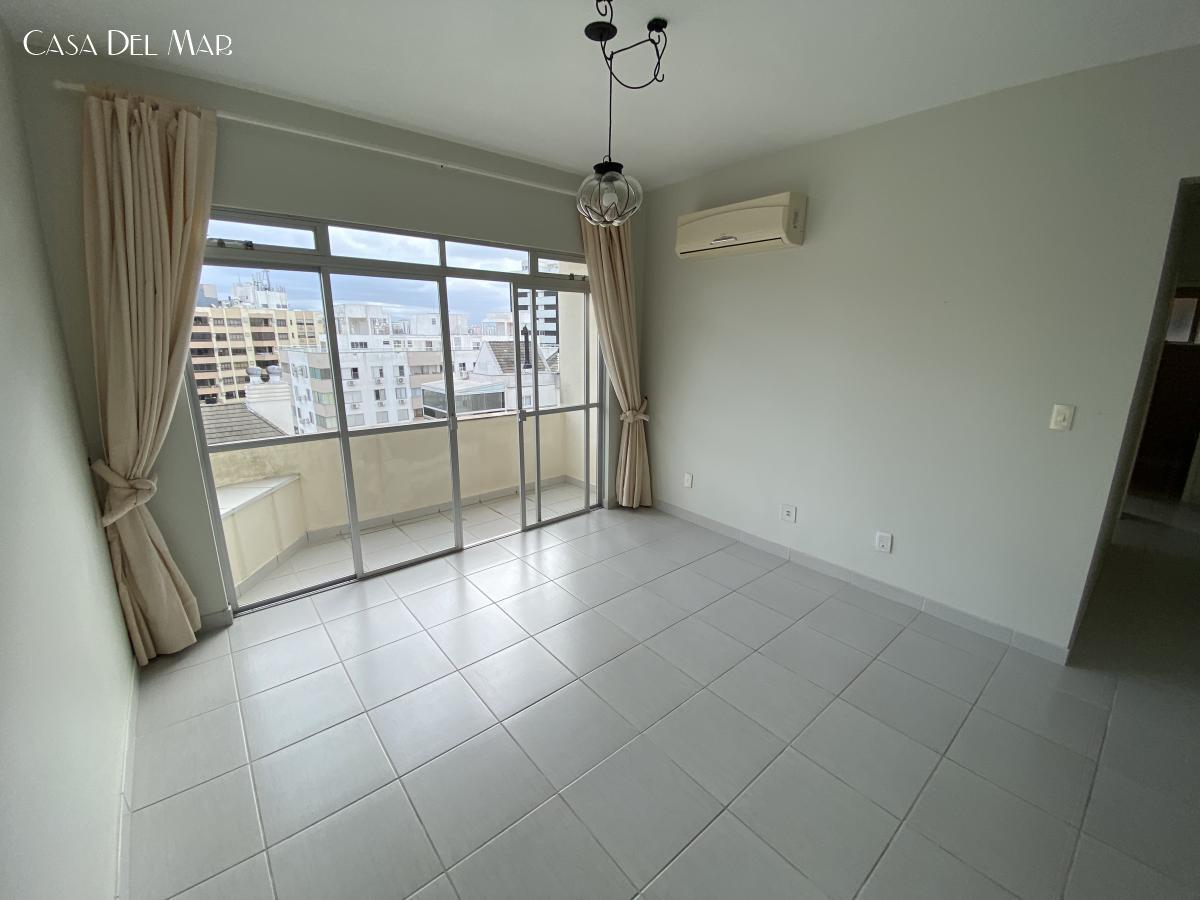 Apartamento à venda com 3 quartos, 117m² - Foto 4