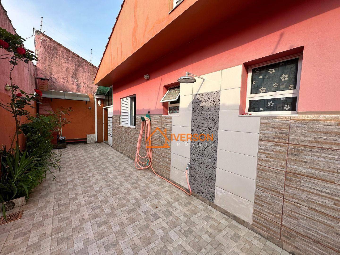 Casa à venda com 2 quartos, 62m² - Foto 13