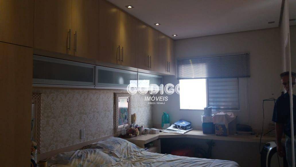 Apartamento à venda com 2 quartos, 72m² - Foto 7