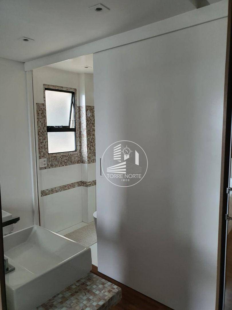 Apartamento à venda com 3 quartos, 128m² - Foto 34