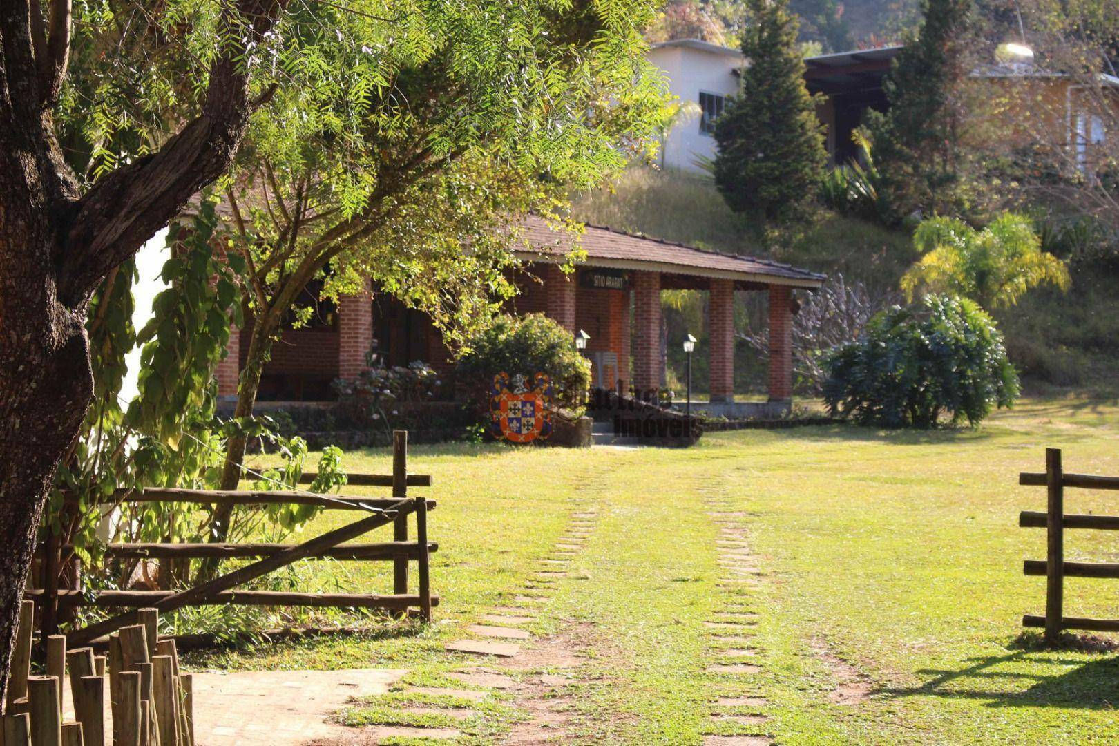 Sítio à venda com 19 quartos, 1859m² - Foto 1