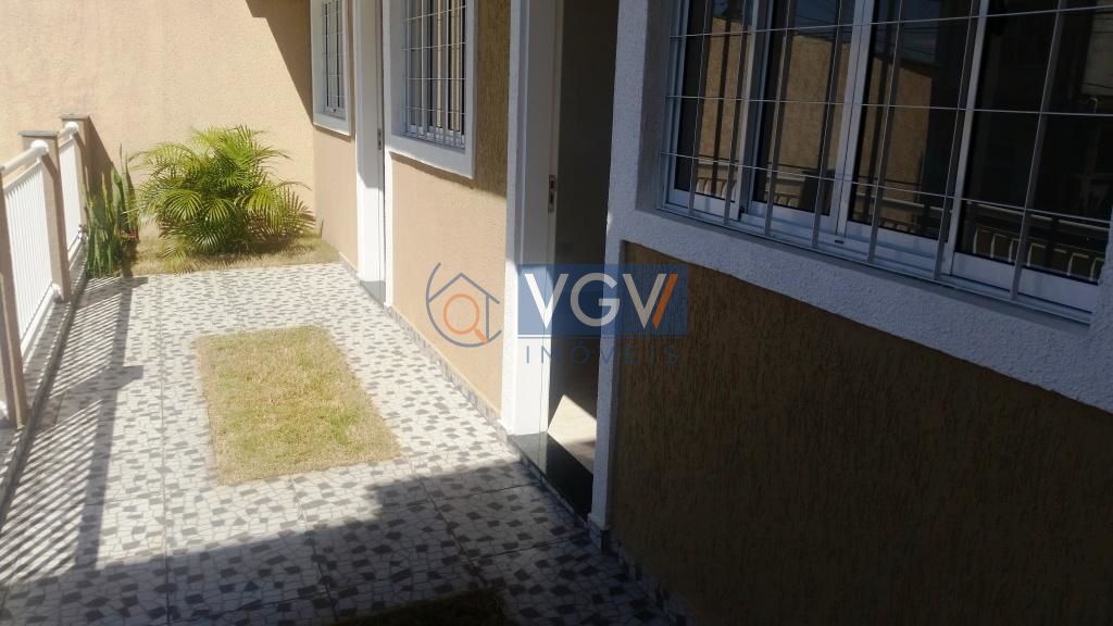 Casa à venda com 2 quartos, 70m² - Foto 12