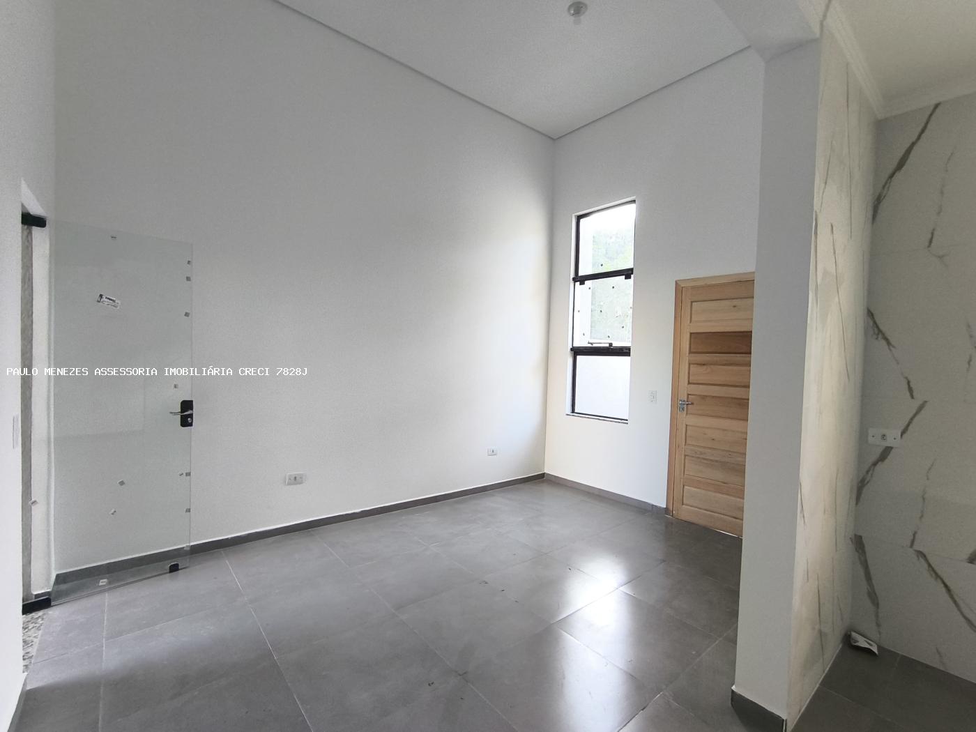 Casa à venda com 2 quartos, 192m² - Foto 9