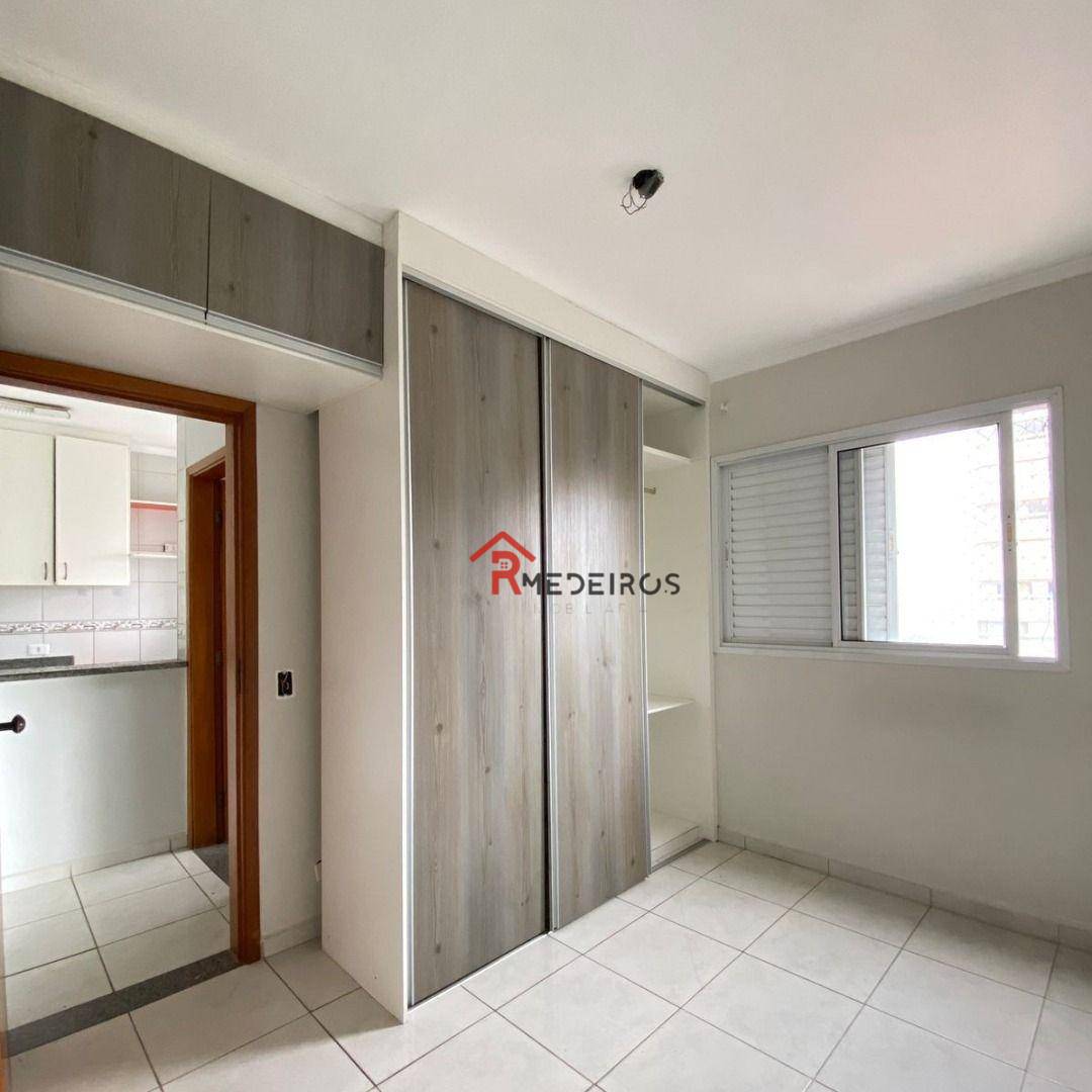 Apartamento à venda com 1 quarto, 38m² - Foto 12