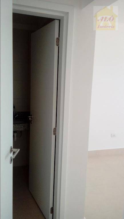 Apartamento à venda e aluguel com 2 quartos, 75m² - Foto 19