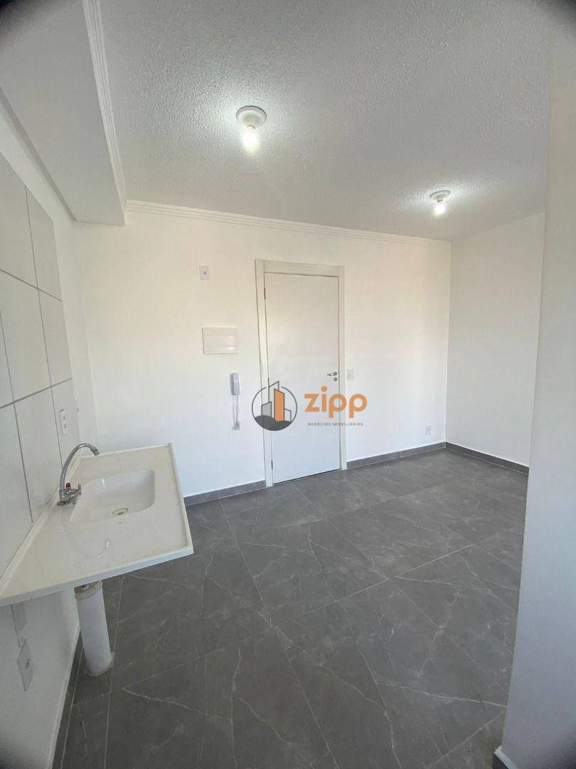 Apartamento para alugar com 2 quartos, 38m² - Foto 5