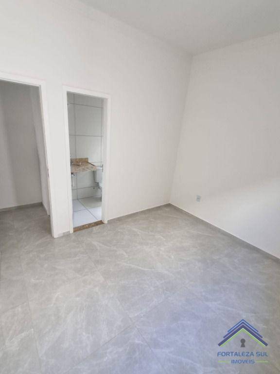 Casa à venda com 4 quartos, 154m² - Foto 19