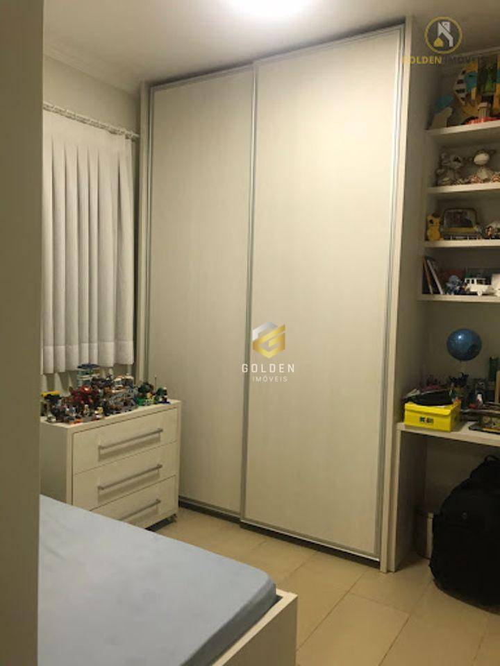 Casa à venda com 3 quartos, 187m² - Foto 9