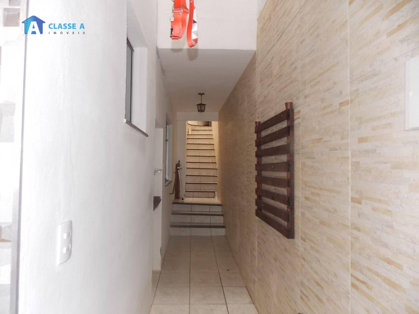 Casa à venda com 3 quartos, 240m² - Foto 32