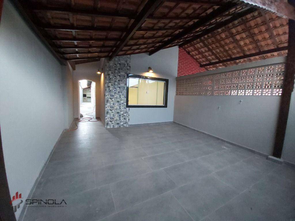 Casa à venda com 2 quartos, 80m² - Foto 7