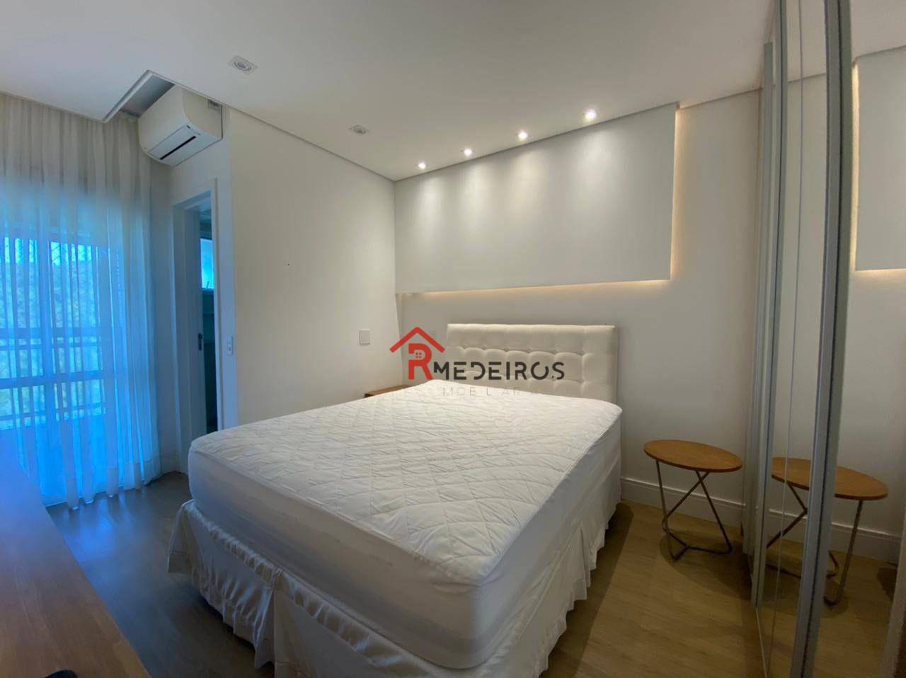 Apartamento à venda com 3 quartos, 145m² - Foto 8