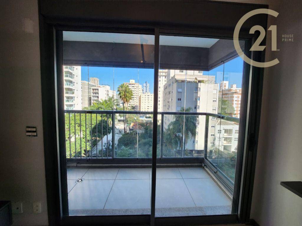 Apartamento à venda com 3 quartos, 162m² - Foto 9