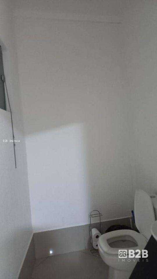 Casa à venda com 3 quartos, 250m² - Foto 24