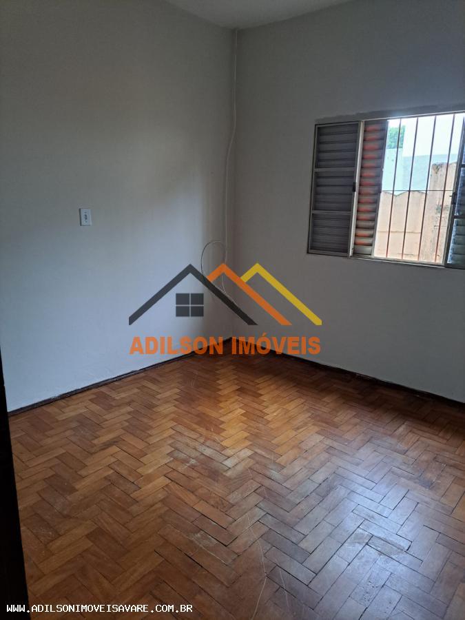 Casa à venda com 3 quartos, 165m² - Foto 4