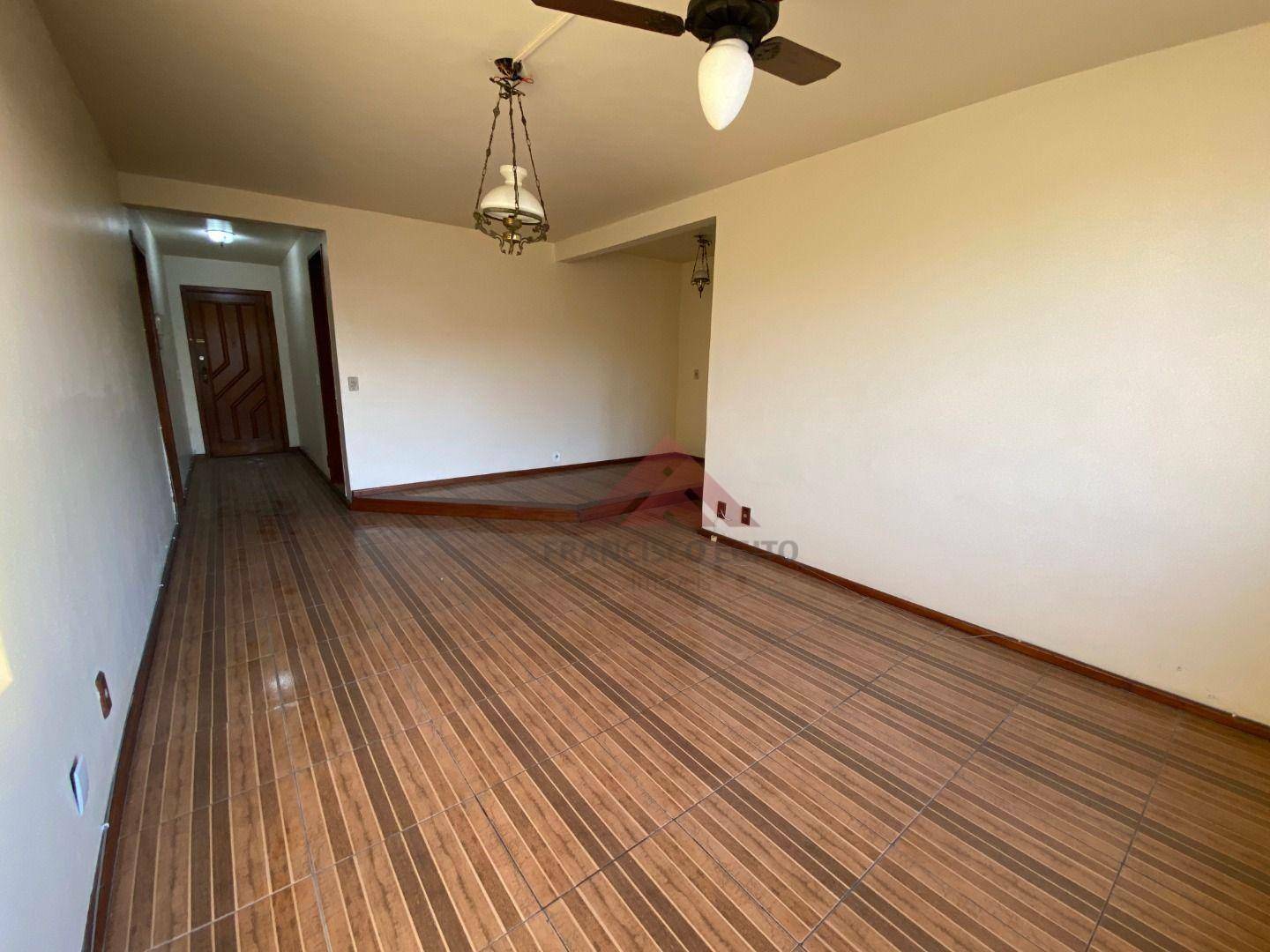 Apartamento à venda com 2 quartos, 70m² - Foto 4