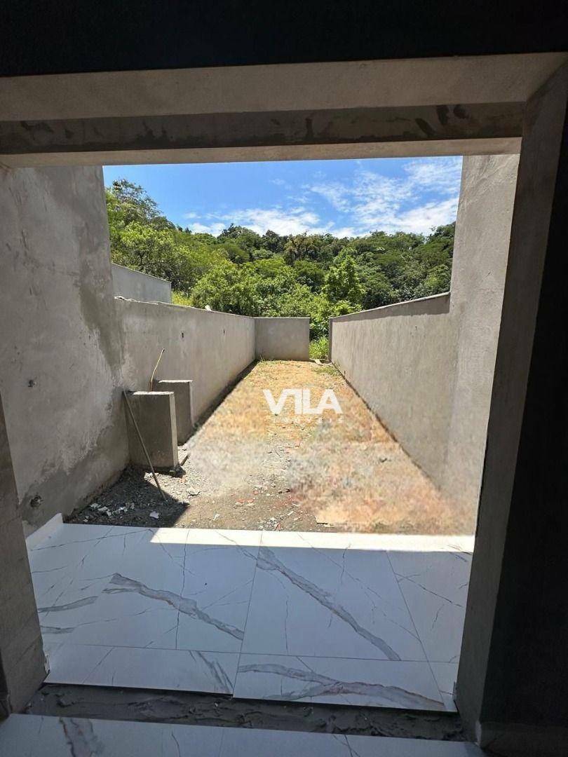 Sobrado à venda com 2 quartos, 65m² - Foto 8