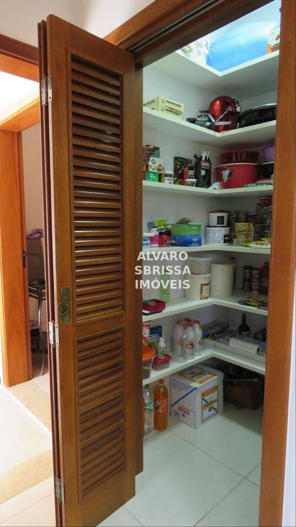 Casa de Condomínio à venda com 3 quartos, 350m² - Foto 23