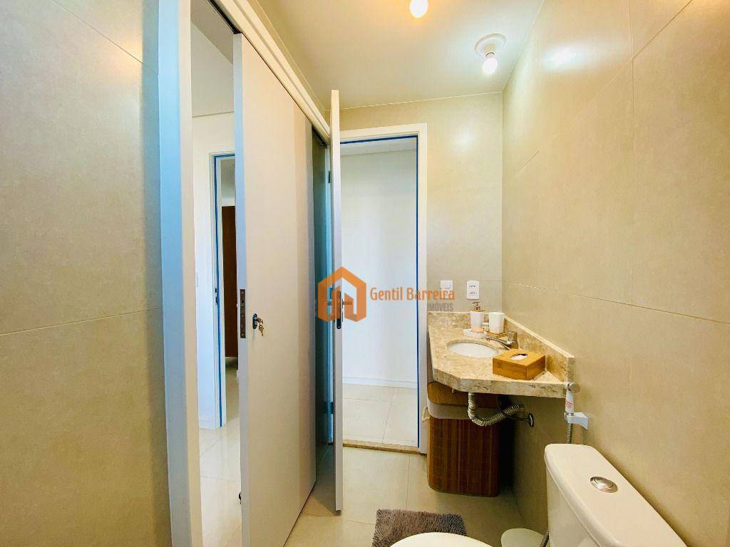 Apartamento à venda com 2 quartos, 66m² - Foto 16