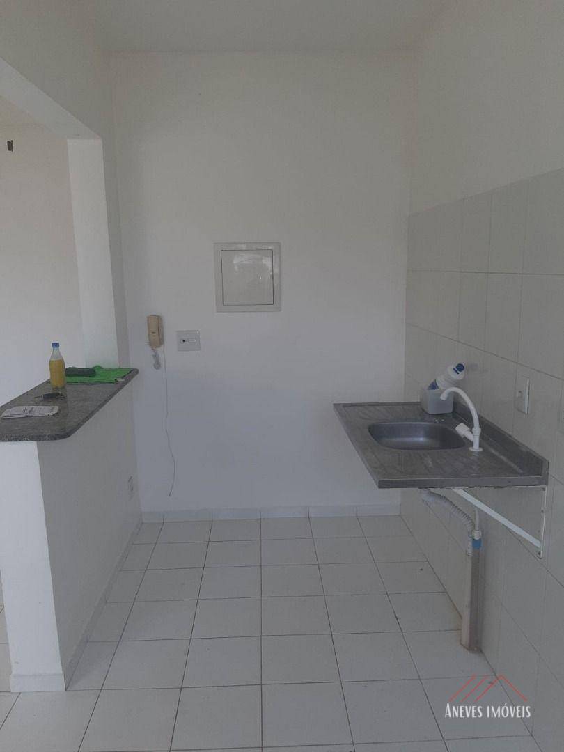 Apartamento à venda com 2 quartos, 64m² - Foto 5