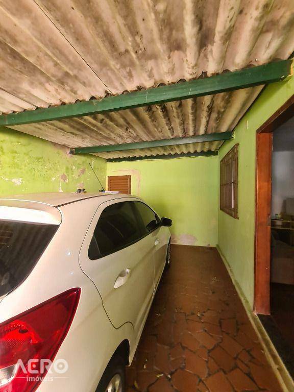 Casa à venda com 2 quartos, 118m² - Foto 5