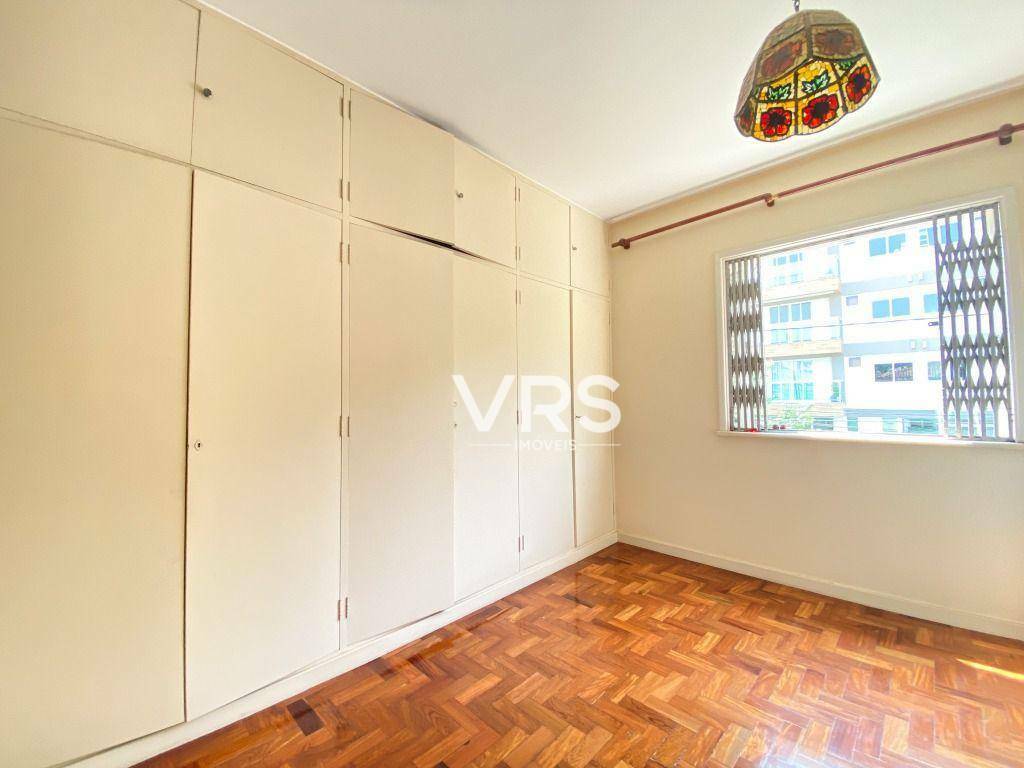 Apartamento à venda com 2 quartos, 124m² - Foto 11