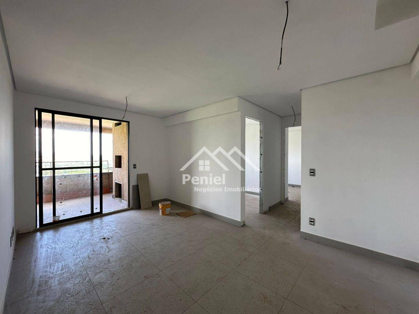 Apartamento à venda com 2 quartos, 69m² - Foto 1