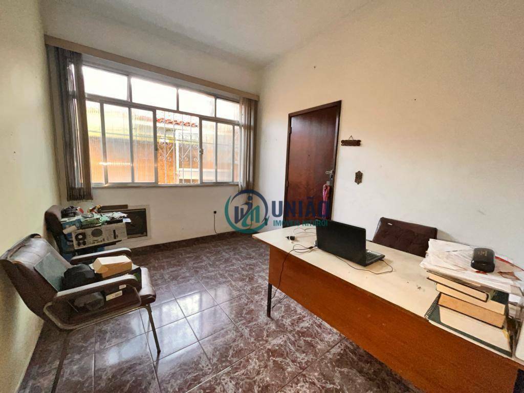 Casa à venda com 4 quartos, 406m² - Foto 16