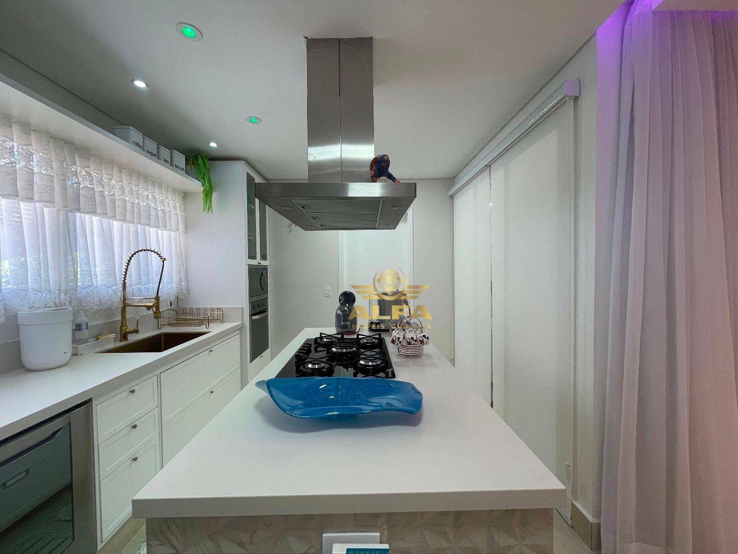 Casa de Condomínio à venda com 8 quartos, 500m² - Foto 20