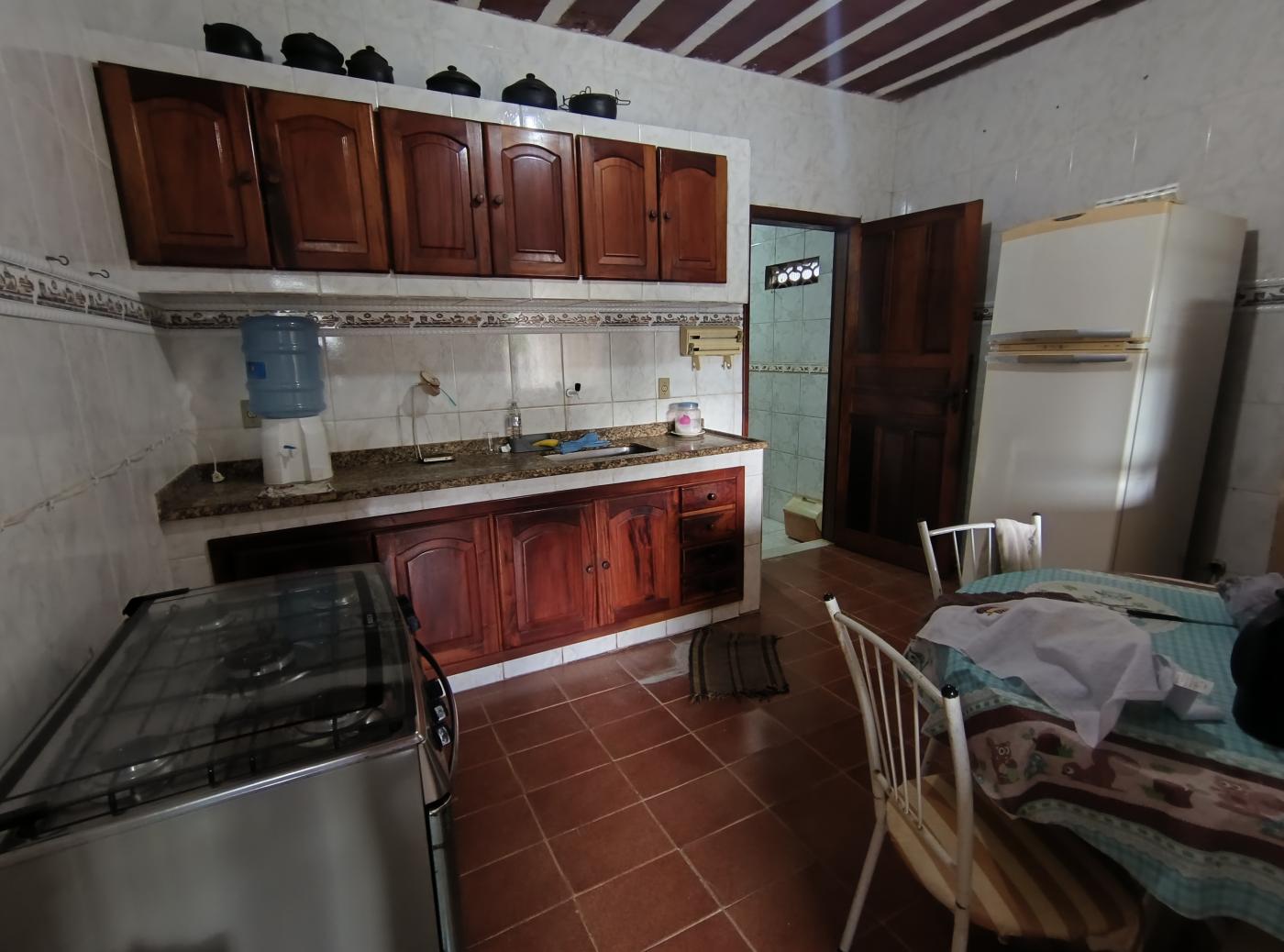 Casa à venda com 2 quartos, 450m² - Foto 19