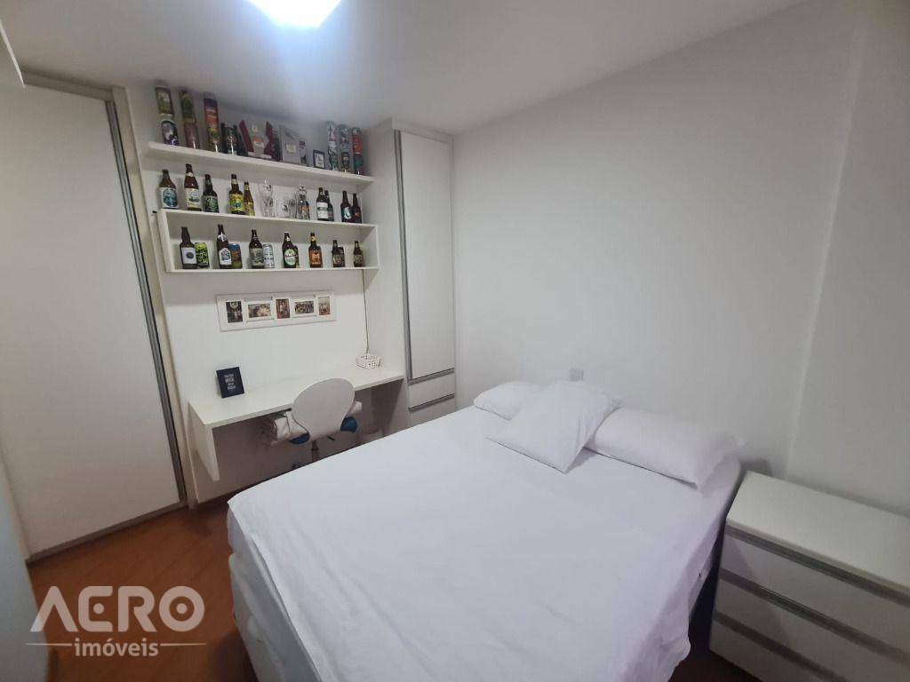 Apartamento à venda com 3 quartos, 130m² - Foto 15