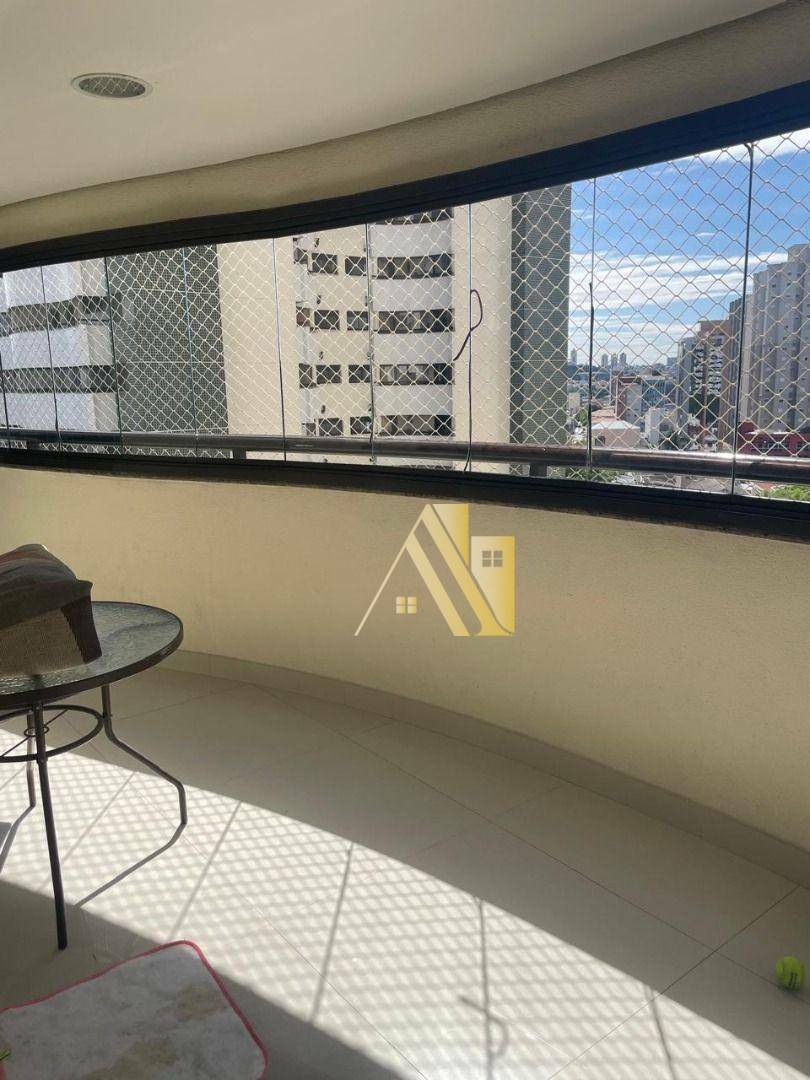 Apartamento à venda com 3 quartos, 144m² - Foto 5