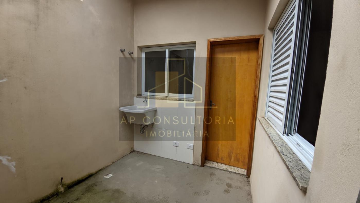 Casa à venda com 2 quartos, 50m² - Foto 13