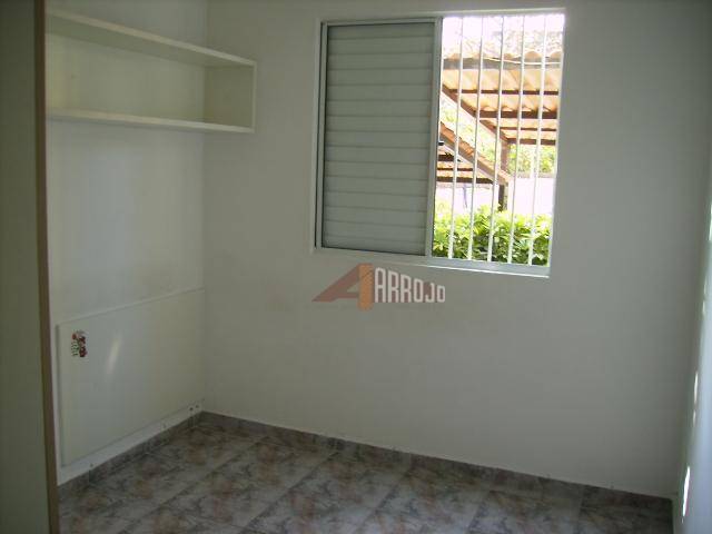 Apartamento à venda com 2 quartos, 45m² - Foto 4