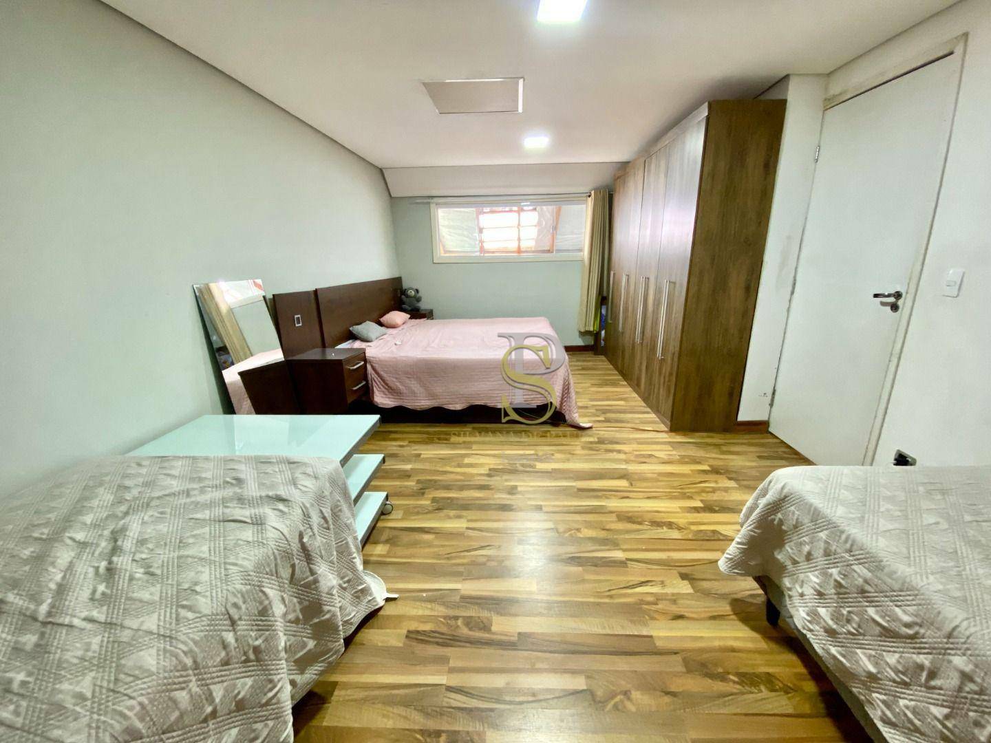 Casa à venda com 2 quartos, 140m² - Foto 14