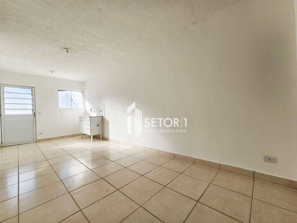 Casa de Condomínio à venda e aluguel com 2 quartos, 50m² - Foto 3