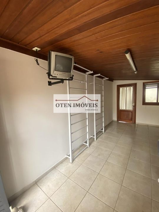 Casa de Condomínio à venda com 4 quartos, 500m² - Foto 35