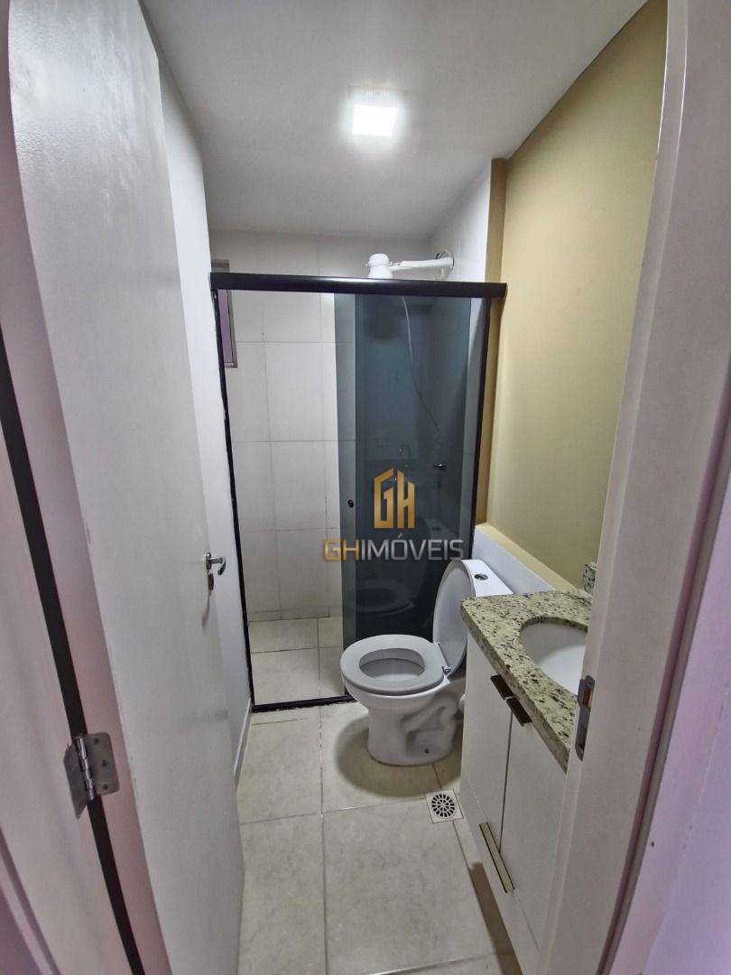 Apartamento para alugar com 2 quartos, 55m² - Foto 17