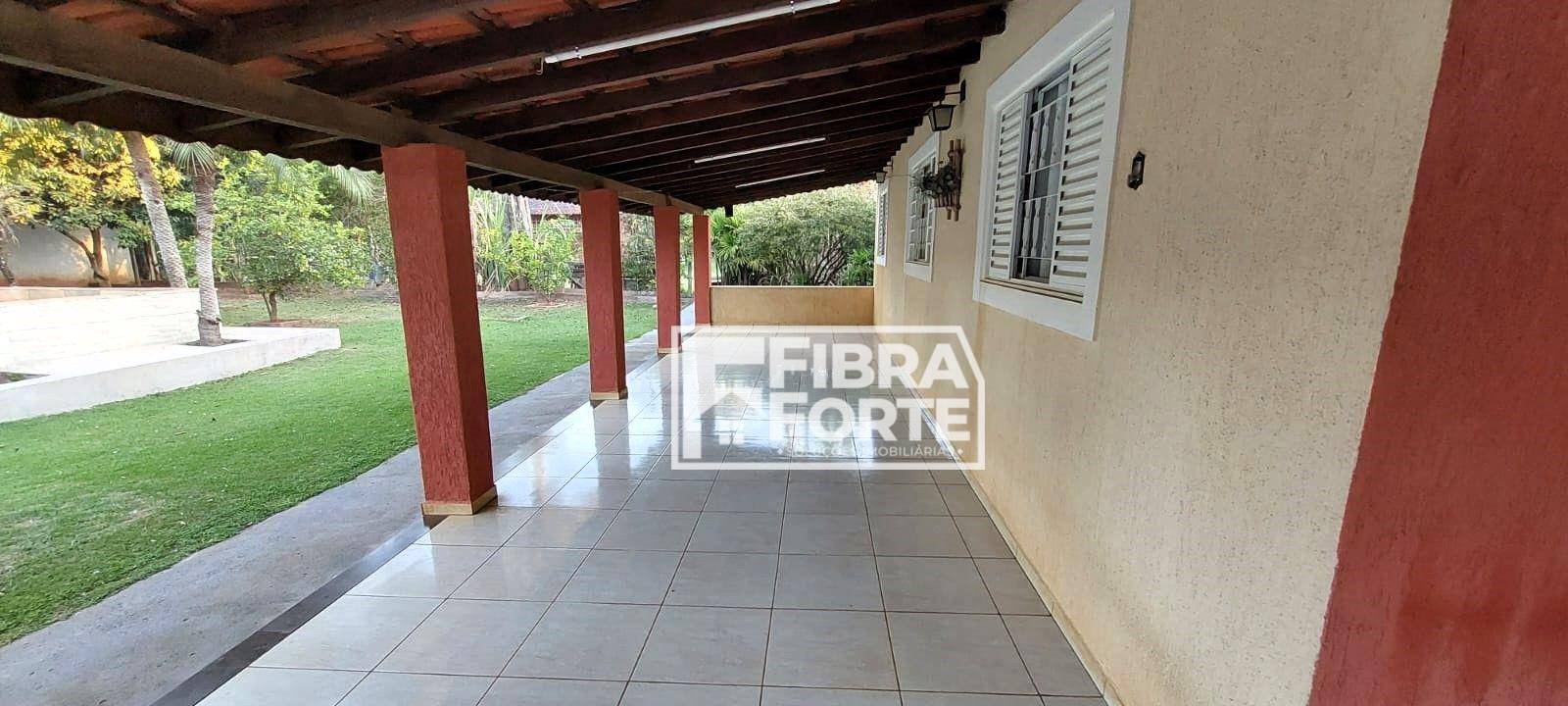 Chácara à venda com 3 quartos, 168m² - Foto 14