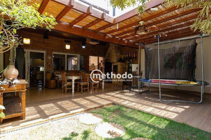 Casa de Condomínio à venda com 3 quartos, 550m² - Foto 25