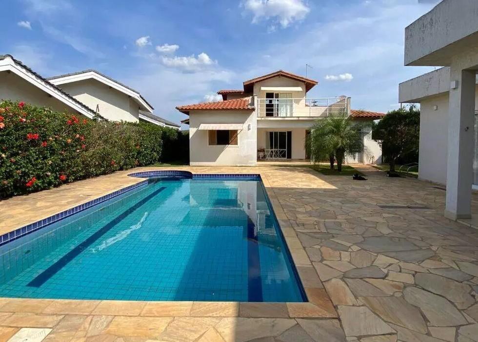 Casa de Condomínio à venda com 3 quartos, 289m² - Foto 1