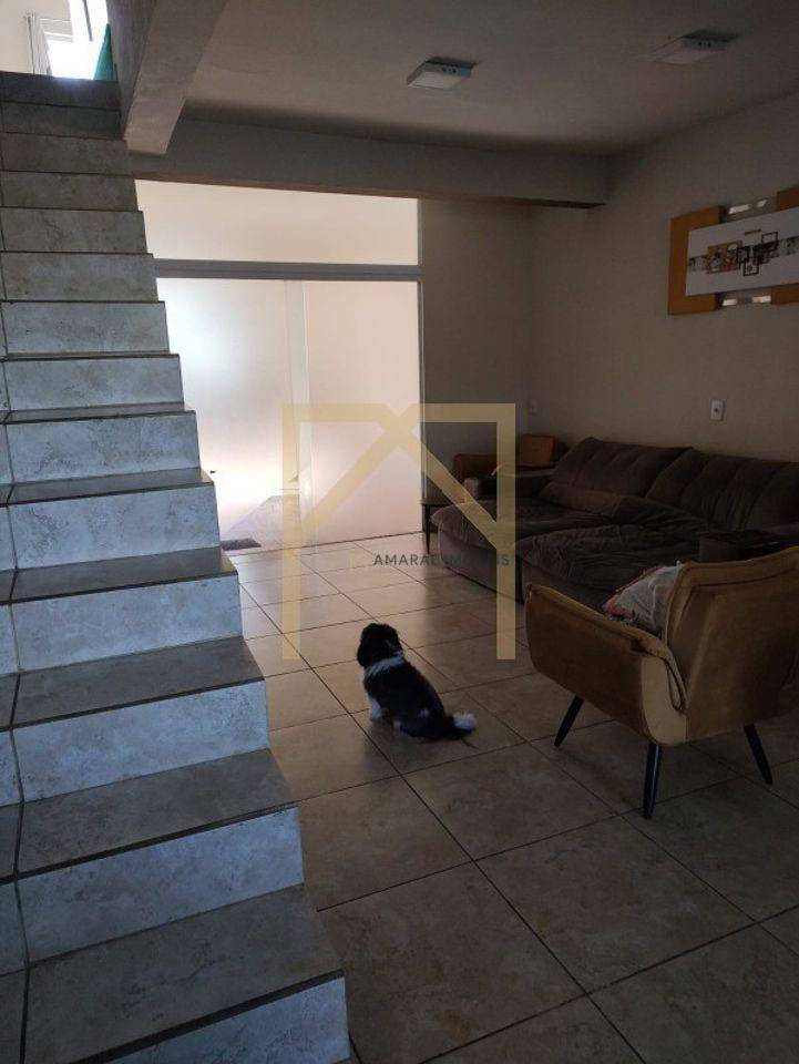 Casa à venda com 2 quartos, 150m² - Foto 9