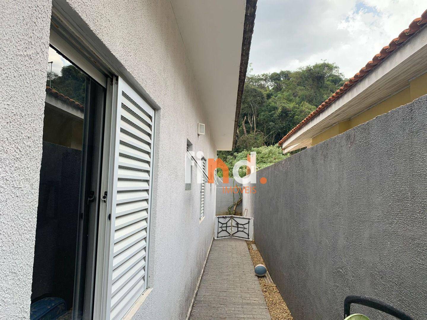 Casa de Condomínio à venda com 4 quartos, 333m² - Foto 22