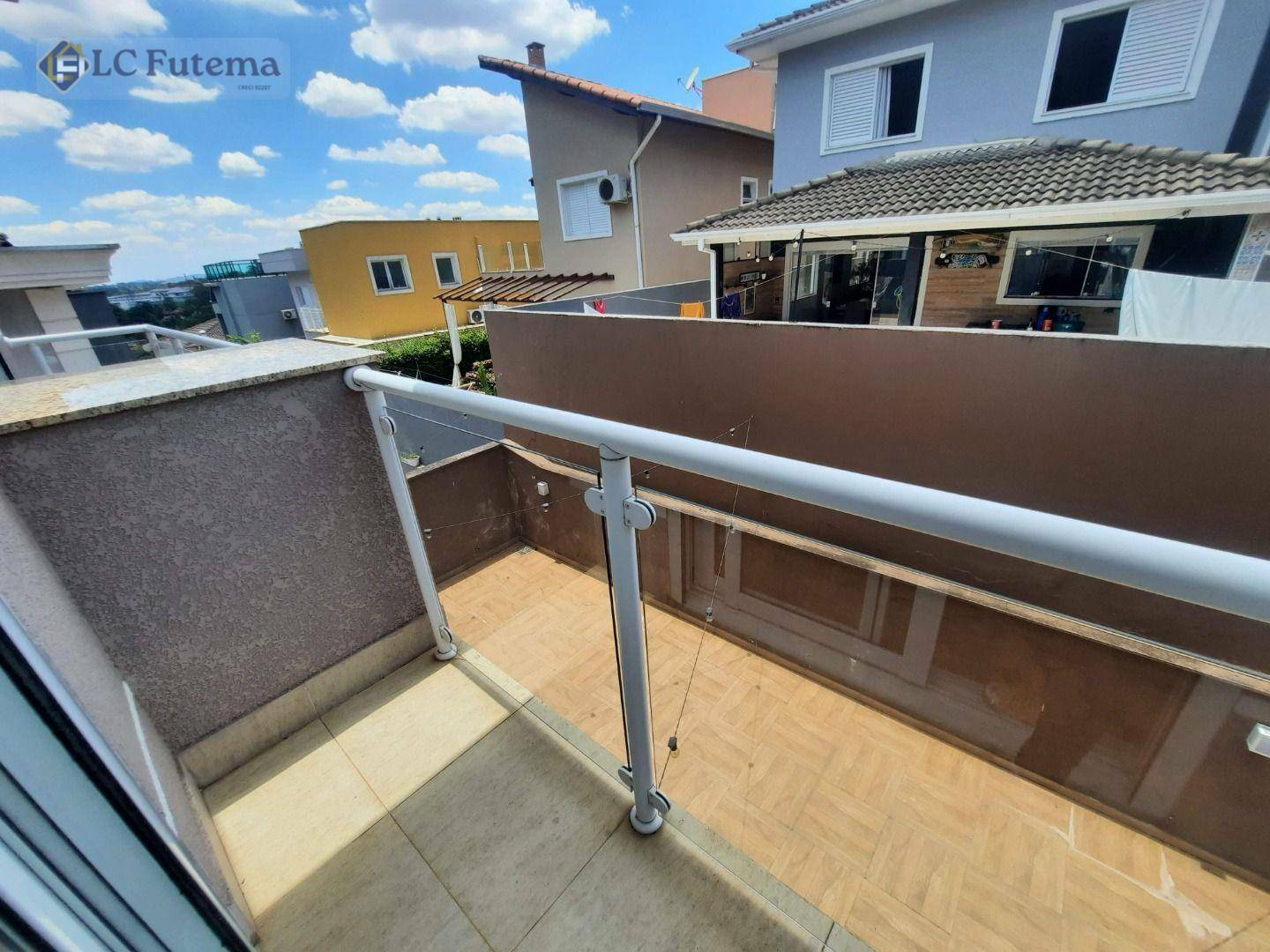 Casa de Condomínio para alugar com 3 quartos, 214m² - Foto 32