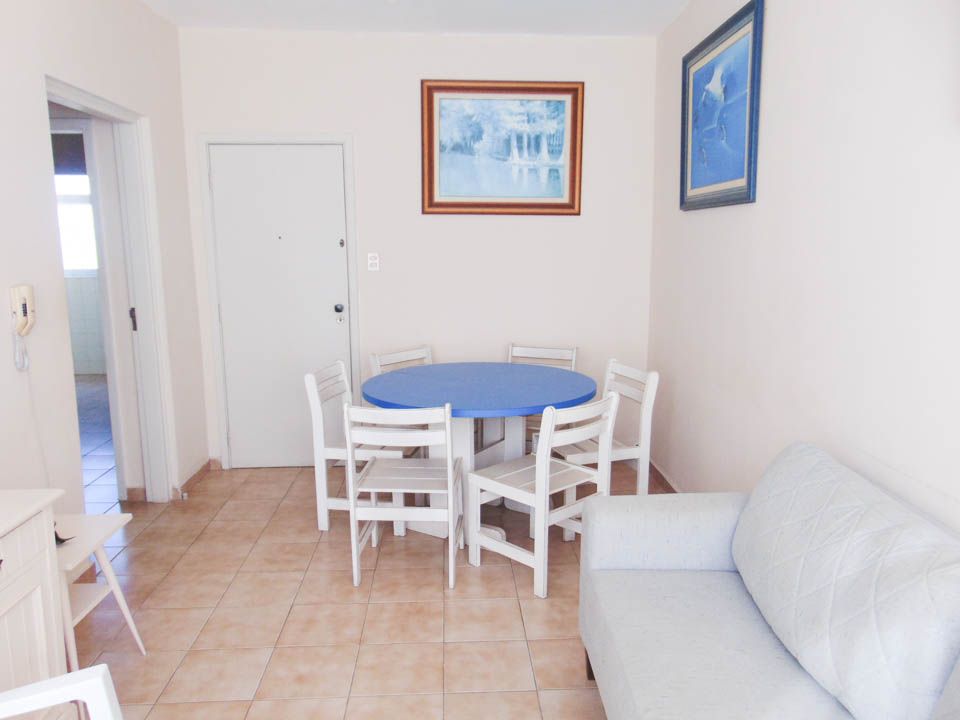 Apartamento à venda com 2 quartos, 75m² - Foto 3